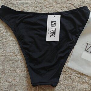 NEW 12th Tribe Sombra Black V Cut Bikini Bottoms size M
